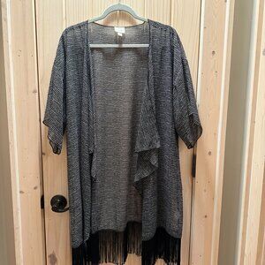 LuLaRoe Kimono with Fringe, Gray/Black/White, Size L